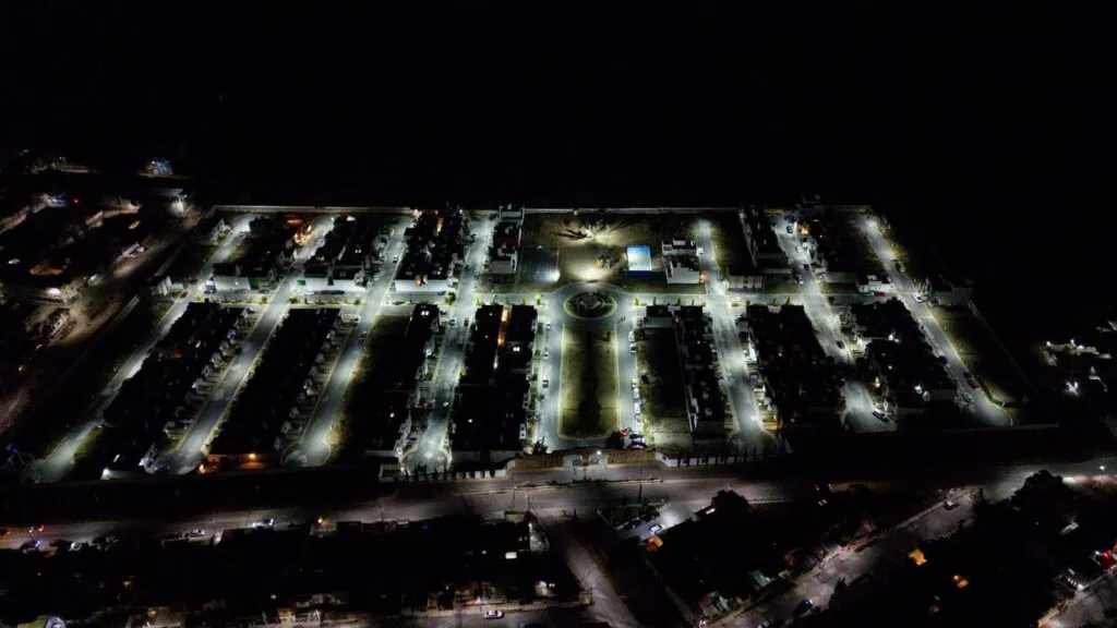 Ayuntamiento de Pachuca mejora iluminación en estos fraccionamientos