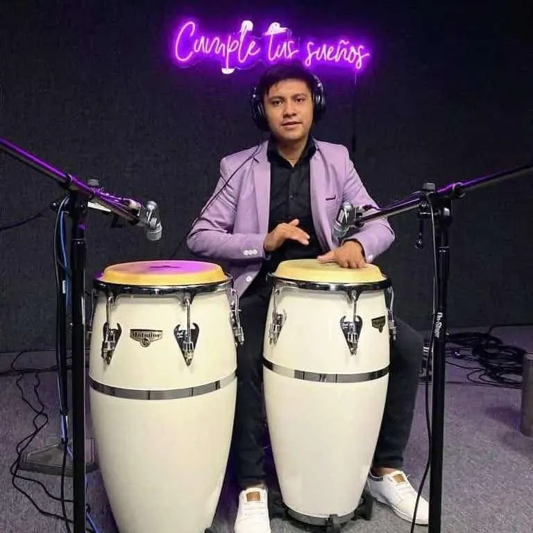 Del ritmo a la resiliencia: La inspiradora historia de un percusionista mexicano