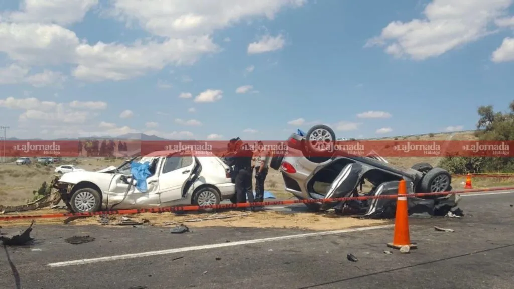 Autopista México-Tulancingo: choque deja dos personas sin vida