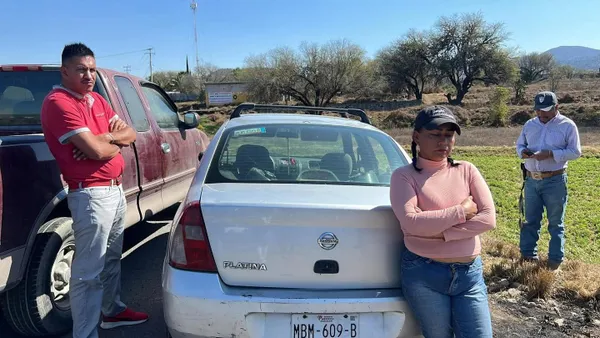 Pareja retenida en Tasquillo por pagar con billetes falsos