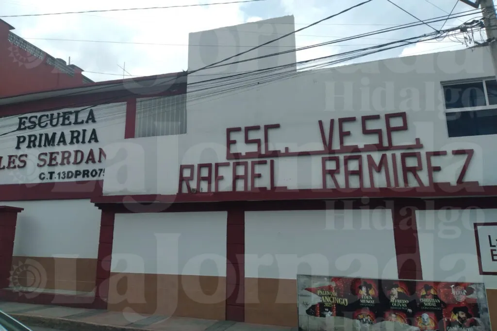 Demolerán escuela en Tulancingo; buscan reubicar a estudiantes para evitar clases en línea
