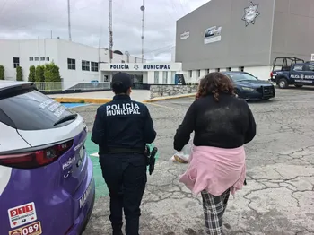 Policía Municipal de Pachuca encuentra a mujer con ficha de búsqueda vigente