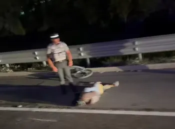 Motociclista queda grave tras derrapar en la México-Pachuca