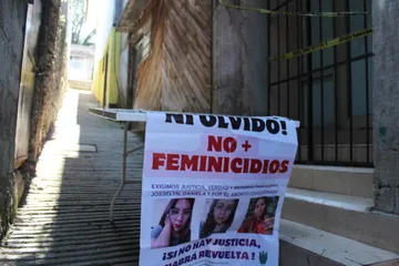 Exigen justicia por triple femimicodio en el San Isidro