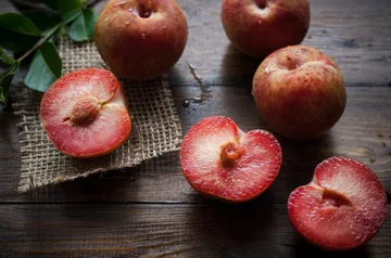 Cofepris emite alerta por fruta contaminada con peligrosa bacteria