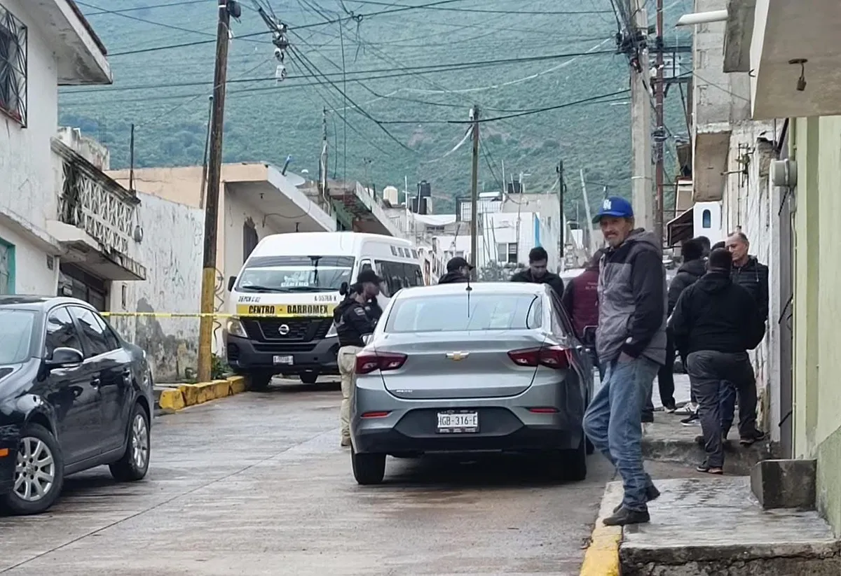 Muere conductor de Urvan en Pachuca mientras trabajaba