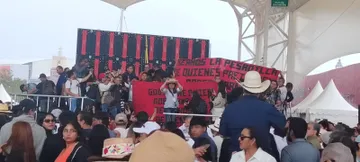 Normalistas de El Mexe se manifiestan en Pachuca