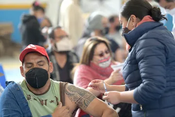 Covid 19: el 70% de fallecidos en la quinta ola no tenía vacuna, asegura Ssa