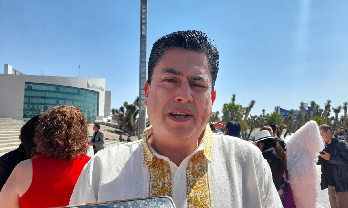 Osiris Leines lidera exitosa jornada médica en Mineral de la Reforma