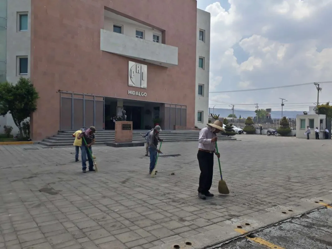 Palacios Cadena obligaba a personal de SOPOT a limpiar rancho de exsecretario