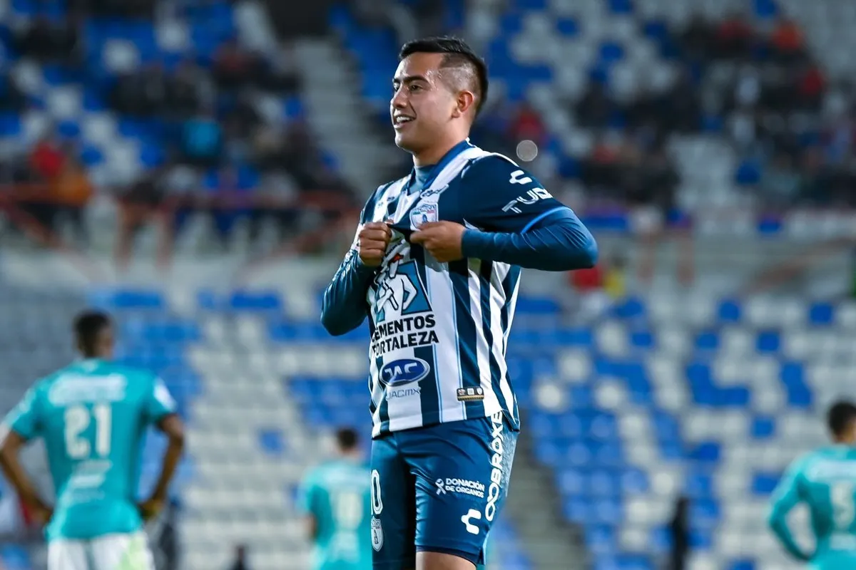 Foto de Erik Sánchez, jugador del Pachuca, que enfrentará en vivo al Monterrey la tarde de este sábado.