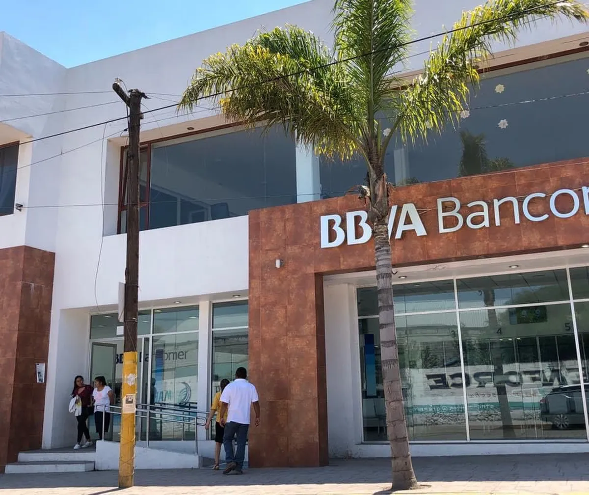 Mixquiahuala: roban más de 250 mil pesos a joven y a su madre tras realizar retiros