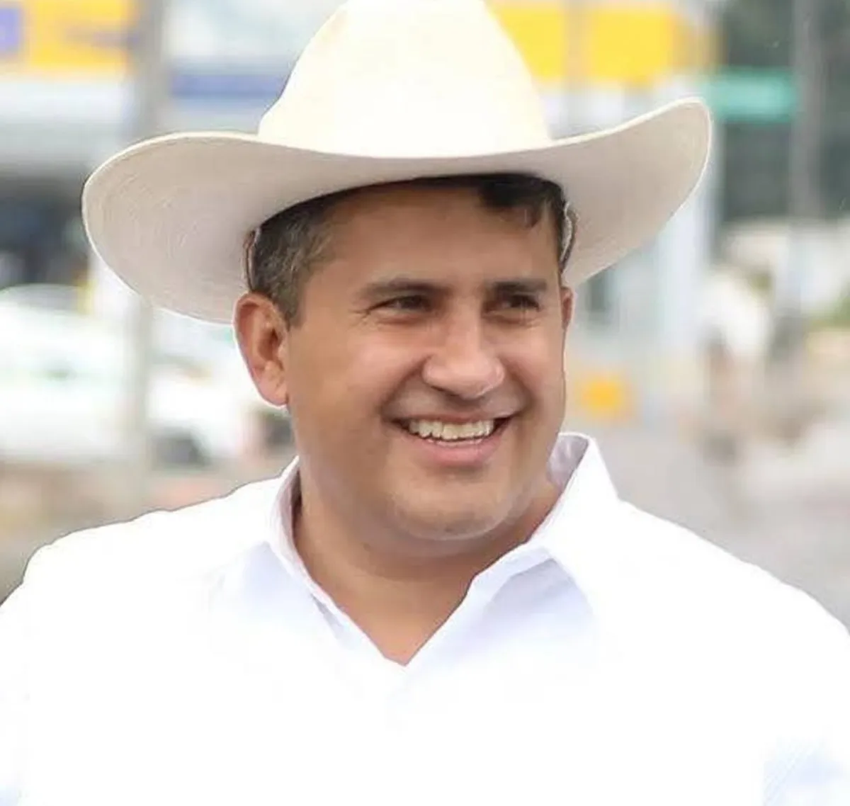 Asesinan a balazos a alcalde de Uruapan