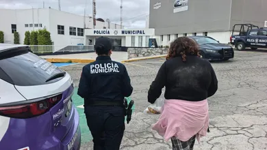 Policía Municipal de Pachuca encuentra a mujer con ficha de búsqueda vigente