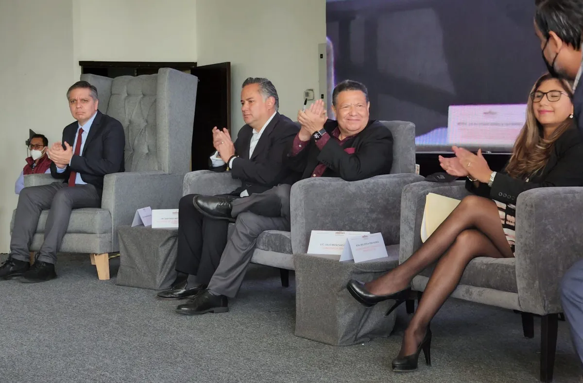 Julio Menchaca presenta estrategia anticorrupción