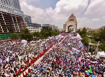 Claudia Sheinbaum cierra gira en el Monumento a la Revolución