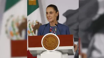 Claudia Sheinbaum durante su conferencia, donde explicó el apoyo de México a Colombia tras el terremoto.