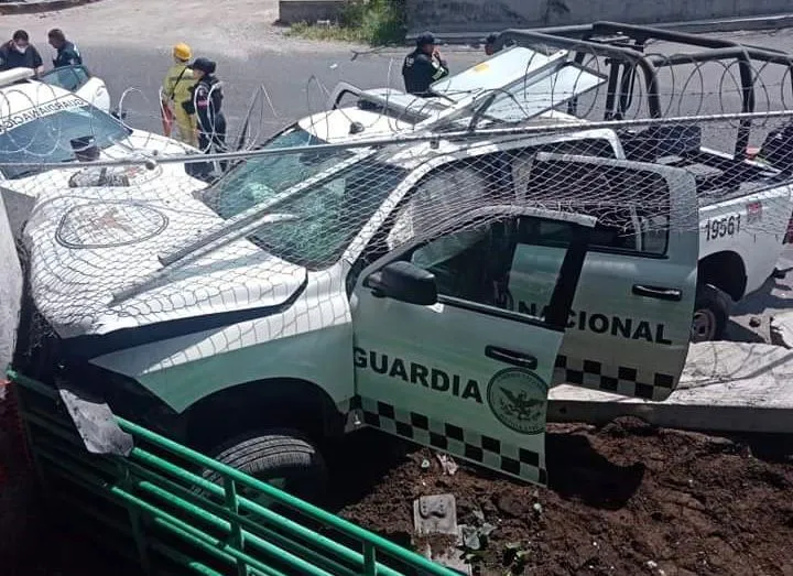 Carretera México-Pachuca: Patrulla de la GN choca contra columna de puente
