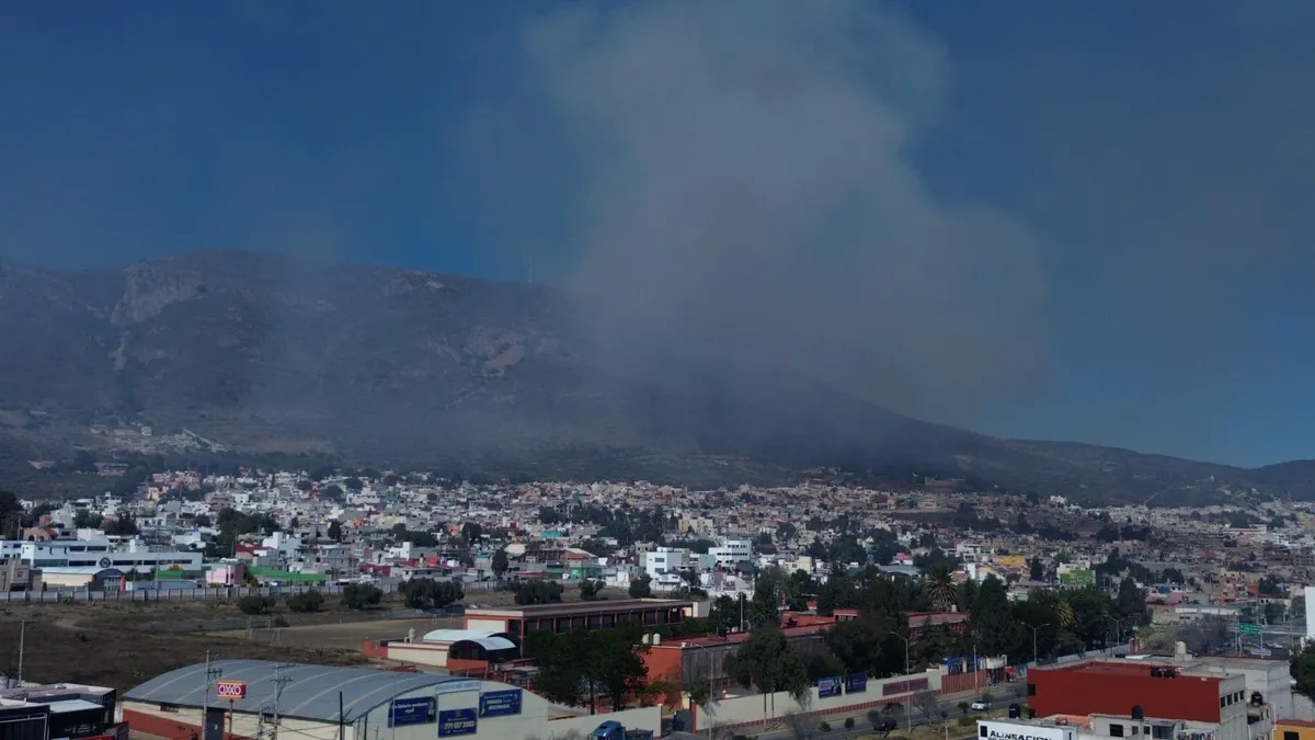 Estudiantes fueron retirados de aulas por precaución ante la presencia de humo