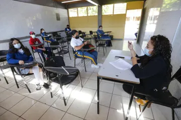 Salud presenta protocolos para un regreso seguro a clases