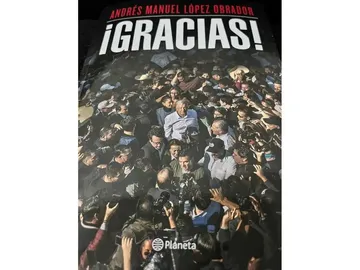 Confabularon militares en Ayotzinapa, dice AMLO en su libro