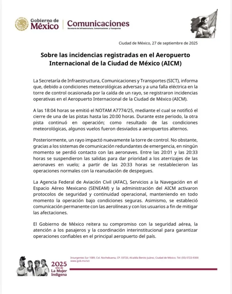 Rayo impacta torre de control del AICM y suspende operaciones temporalmente