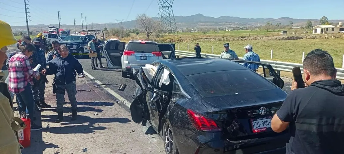 Muere menor de edad en accidente en carretera México-Tuxpán