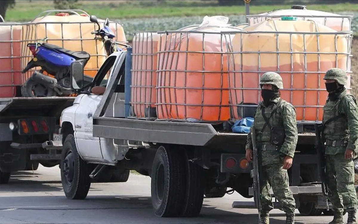 Desmantela Guardia Nacional centro clandestino de distribución de huachicol