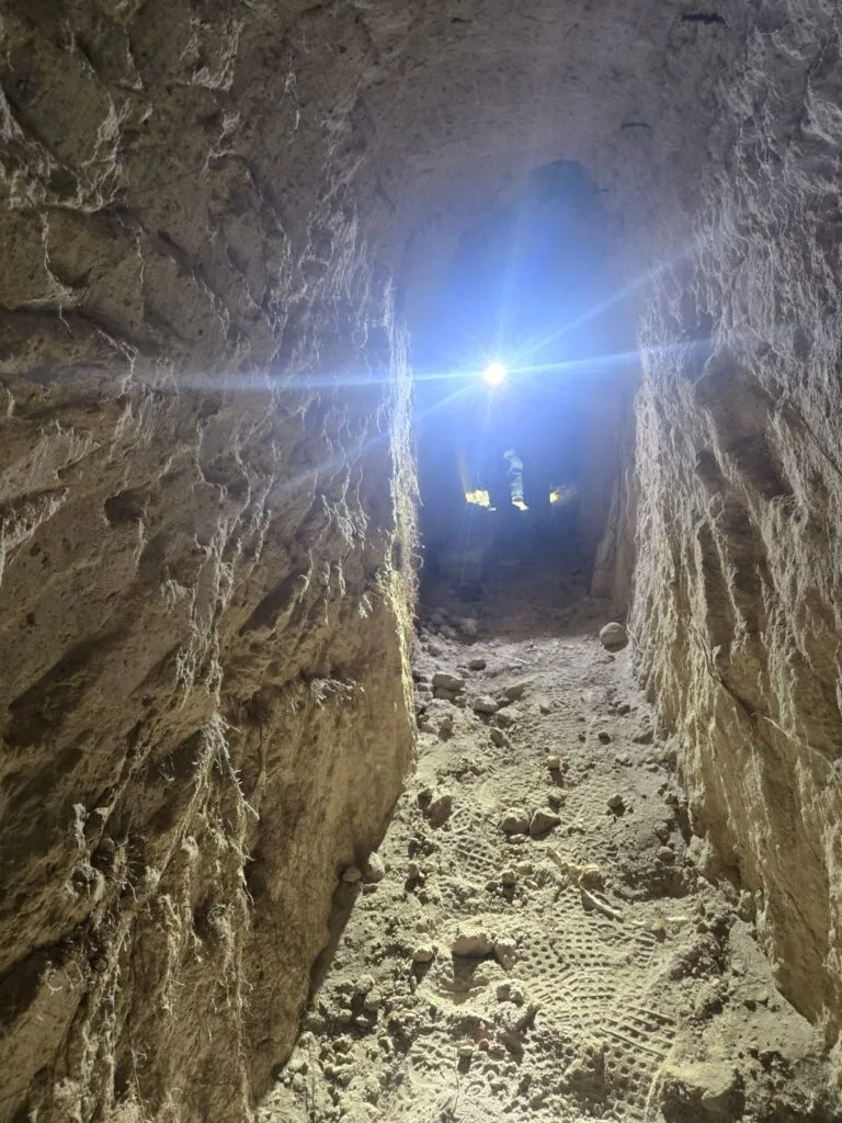 Descubren túnel clandestino conectado a ducto de Pemex en Hidalgo