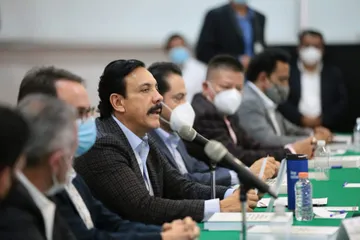 Fayad anuncia proyecto de tren eléctrico en el Colosio y otro hacia el Aeropuerto Felipe Ángeles