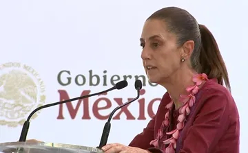 Sheinbaum ofrece abrir la Universidad Rosario Castellanos a rechazados del examen en UNAM