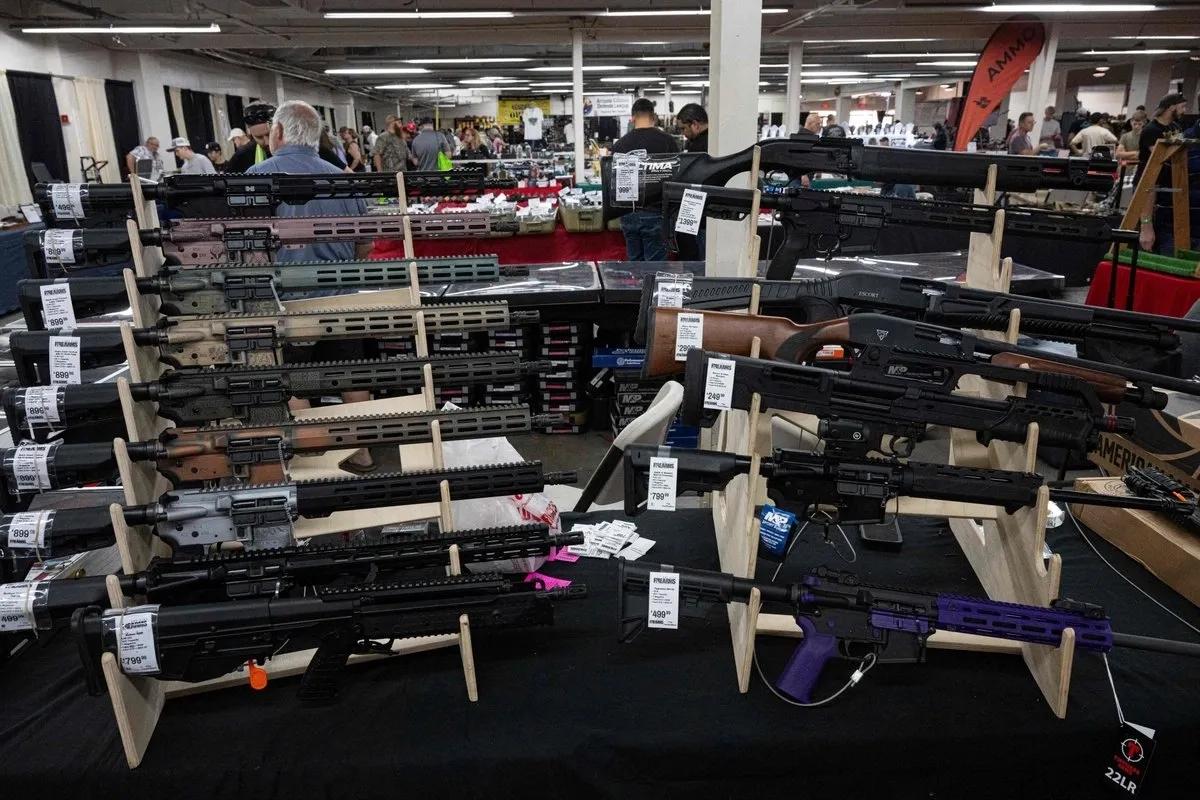 Armas largas y rifles Barrett .50 decomisados por el Ejército Mexicano en Sinaloa.