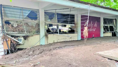 Lodo en escuelas de Hidalgo