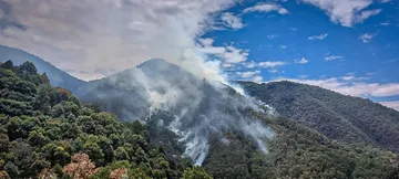 Incendio en Los Mármoles afectó tres comunidades