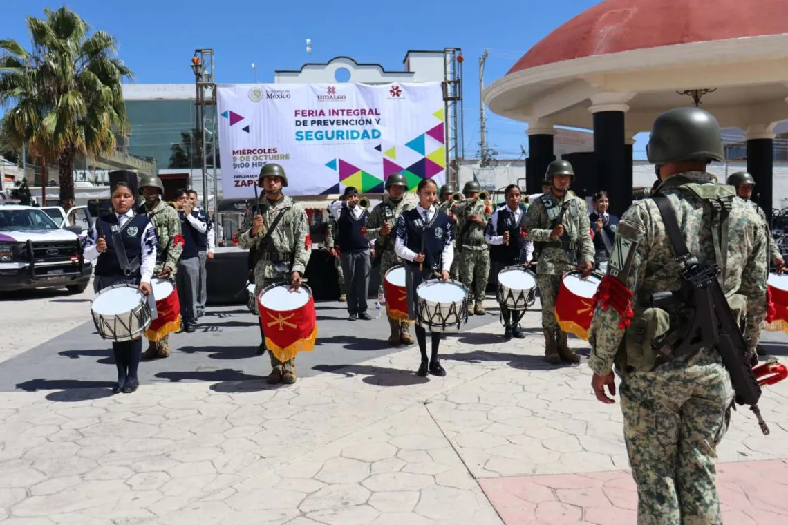 Realizan feria integral de prevención y seguridad en Zapotlán