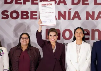 Lorenia Valles recibe constancia como coordinadora estatal de Morena en Sonora