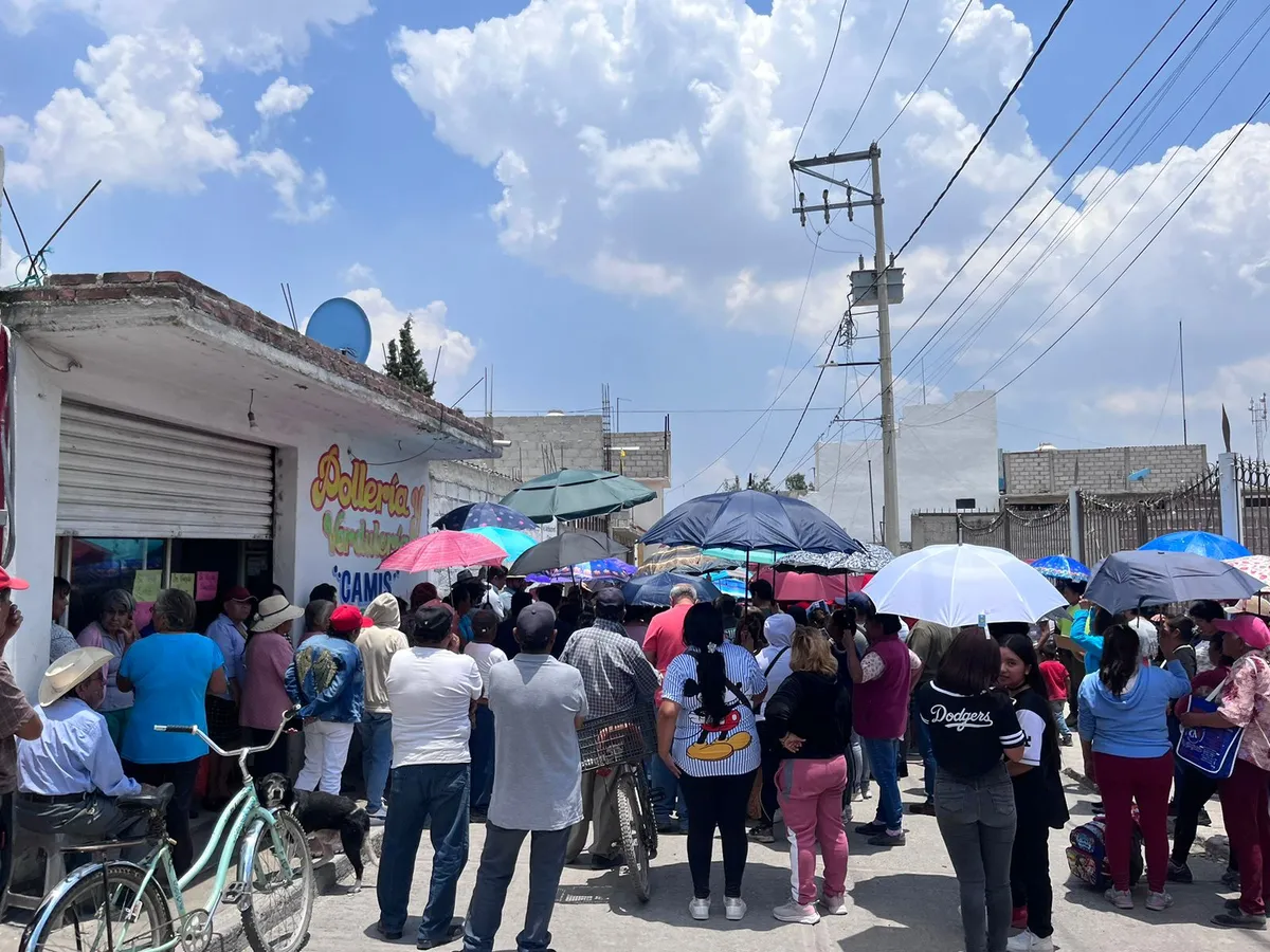 Tras reunión vecinal y riña, reestablecerán servicio de agua en Tizayuca