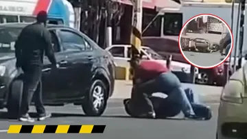Automovilista embiste a motociclista y lo golpea en plena carretera México-Pachuca.
