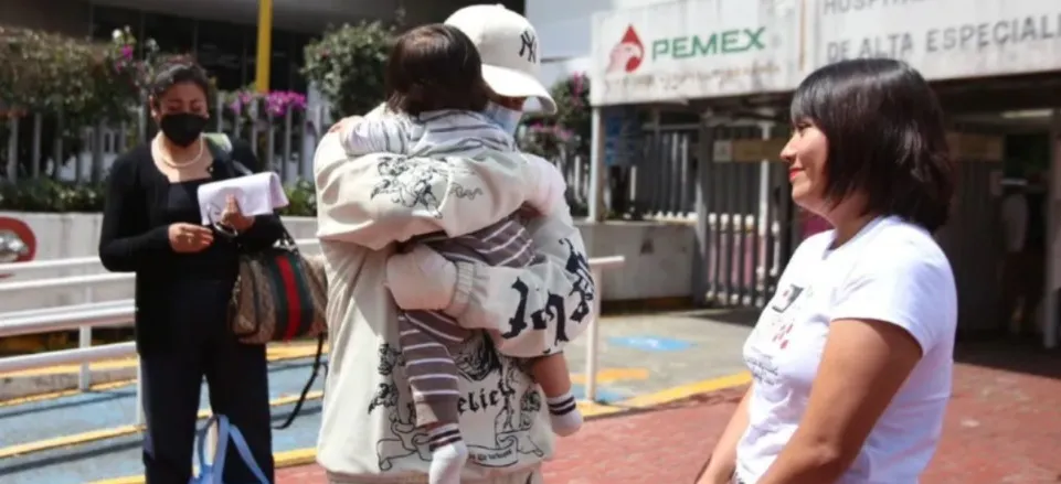 Kevin, el joven que pidió ayuda a su madre tras la explosión en Iztapalapa, ya fue dado de alta