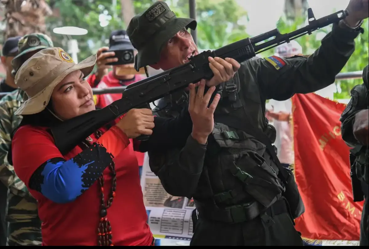 Jornada de entrenamiento militar en Venezuela