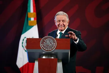 Estabilidad del peso, por la fuerte economía de México: AMLO