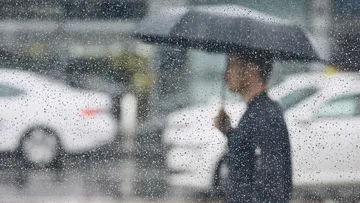Lluvias intensas y cielo nublado