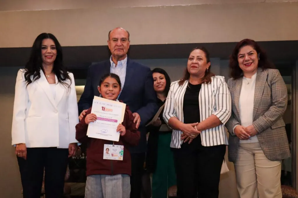 Niñas y niños toman la tribuna en el Parlamento Infantil Hidalgo 2025