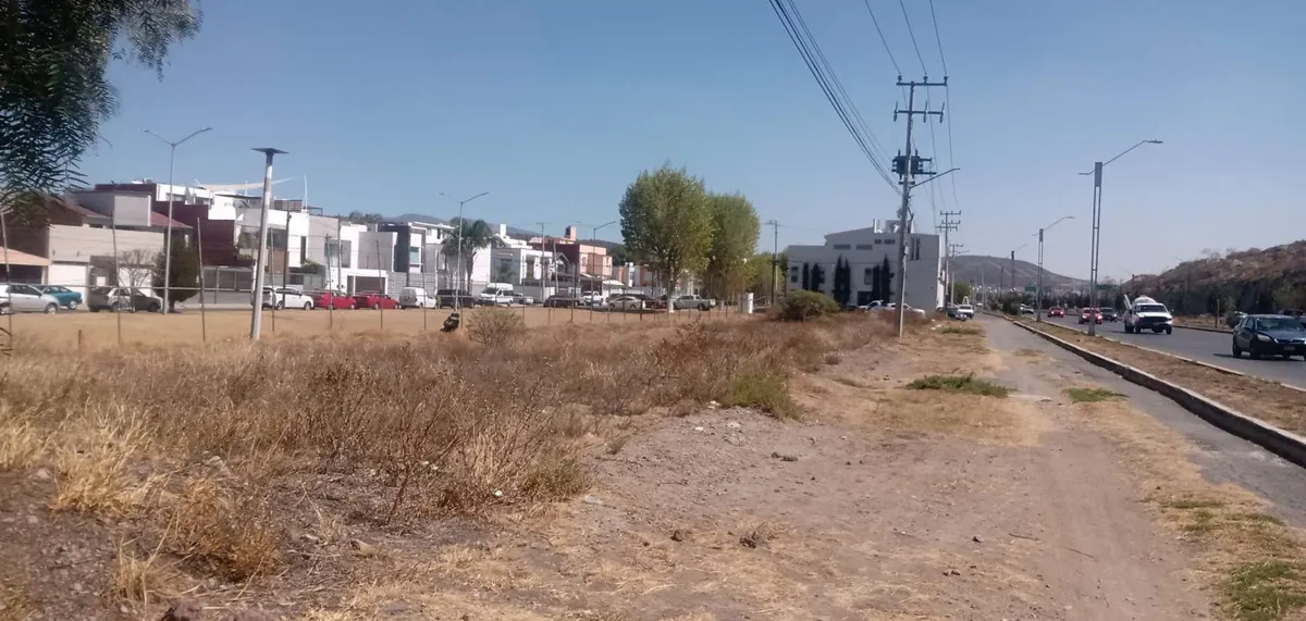 Sigue venta de terrenos en zona metropolitana; lotes con y sin servicios 