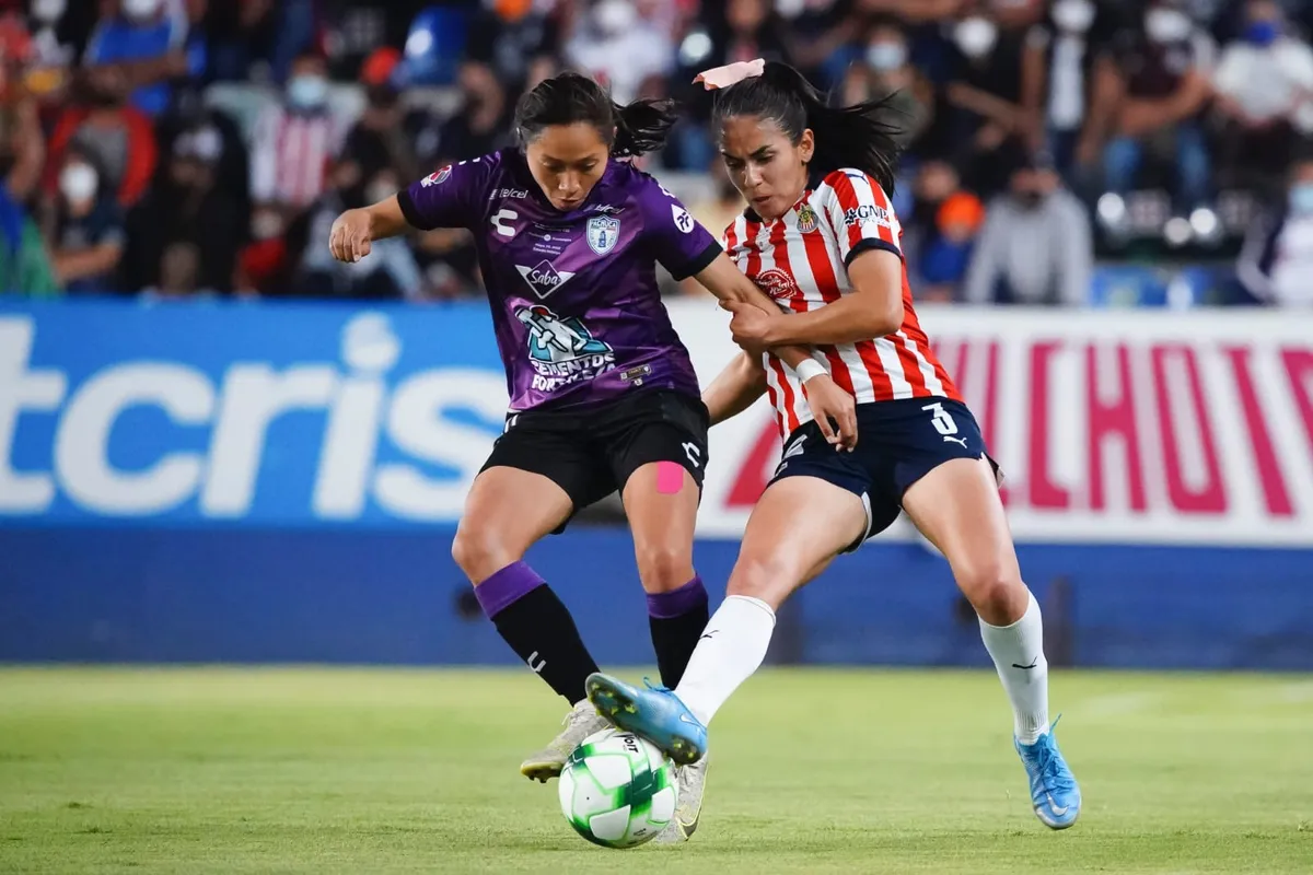 Chivas vence 4-2 a las Tuzas en el partido de ida de la final de la Liga Mx Femenil