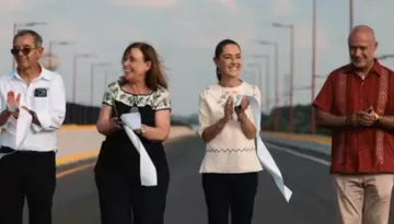 Claudia Sheinbaum inaugura puente de acceso al puerto de Veracruz; es uno de los 400 que construirá en su sexenio