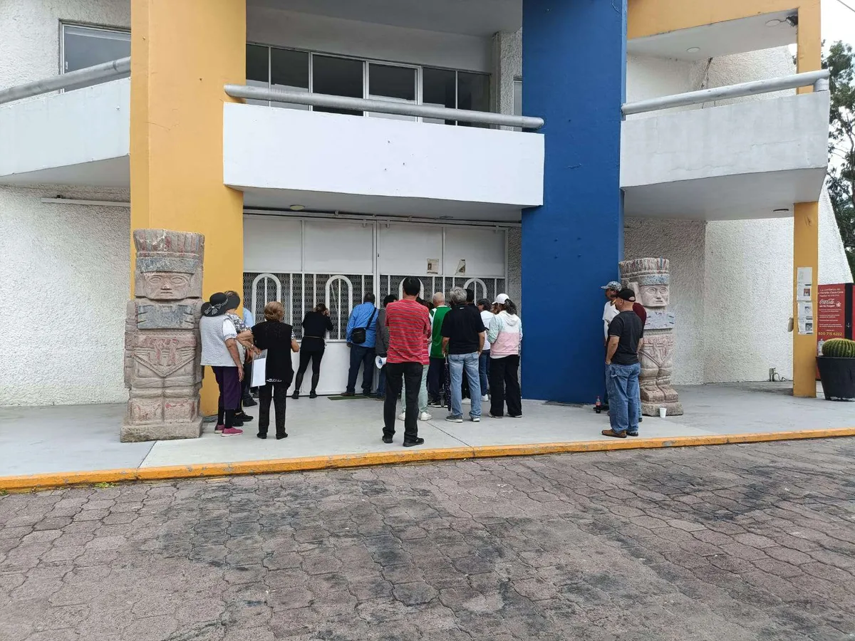 Tula de Allende: pobladores toman alcaldía; exigen contratos de agua