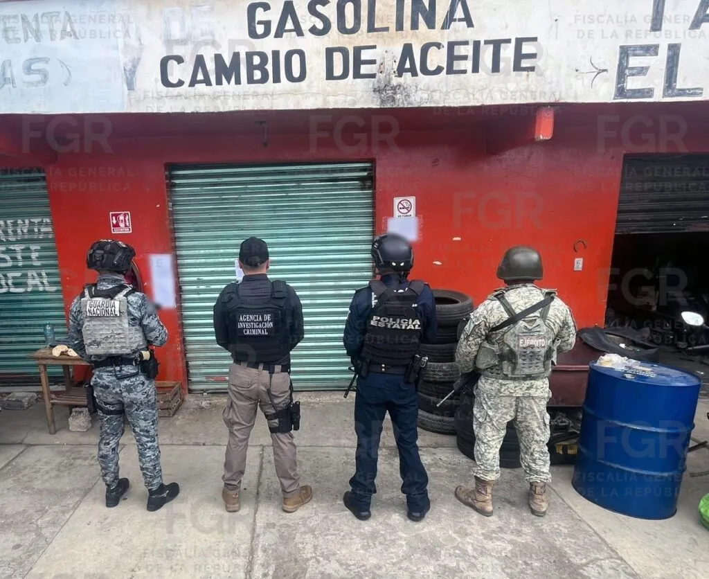 Tenango de Doria: FGR asegura tambos y mil litros de combustible