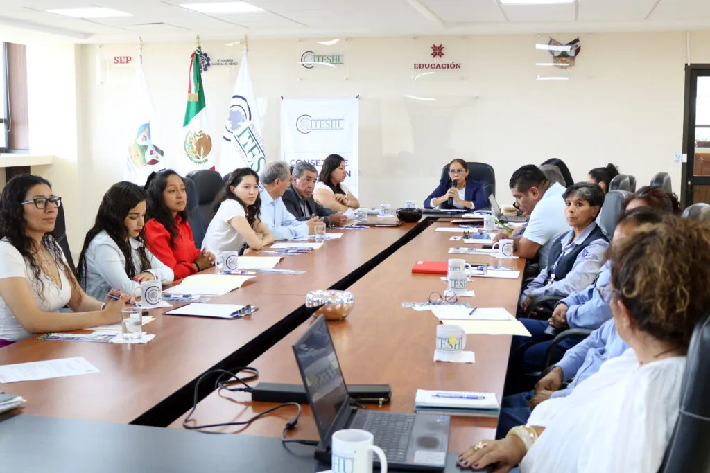 Estudiantes del ITESHU desarrollan patente para aprovechar residuos mineros