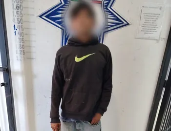 Detienen a hombre con 16 dosis de cristal y marihuana en Pachuca durante operativo
